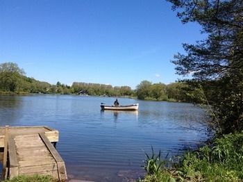 Cleveley Mere Luxury Waterside Lodges Scorton  Extérieur photo