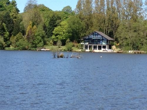 Cleveley Mere Luxury Waterside Lodges Scorton  Extérieur photo